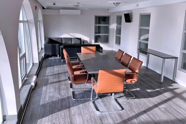 Photo - Victoria Park Apartments