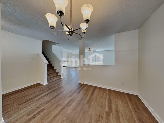 Photo - 10275 Holly Berry Cir