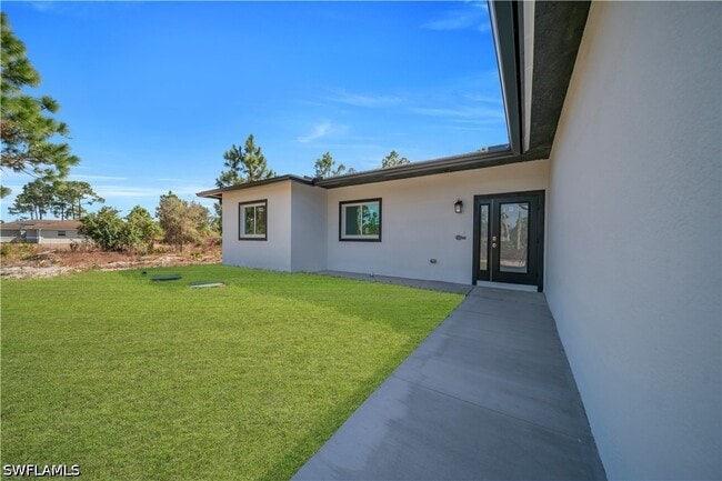 Photo - 1142 Dutchess St E