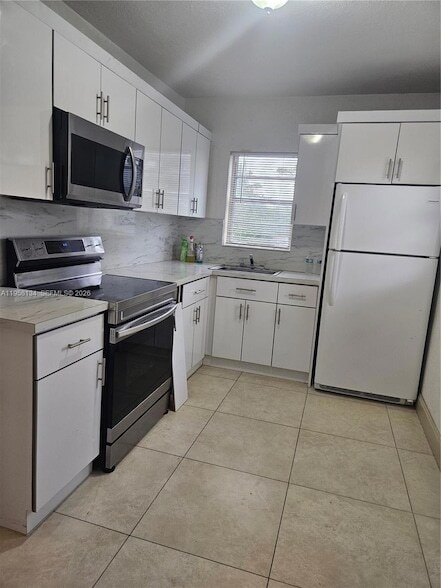 Photo - 2952 NW 5th Ave