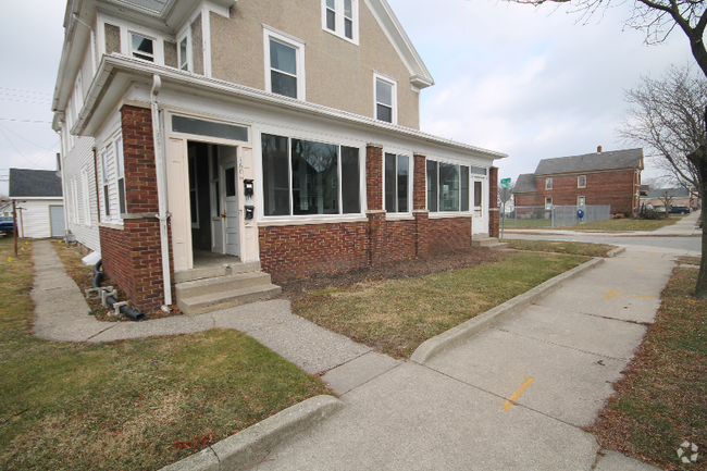 Building Photo - 1606 W Main St Unit 1 Rental