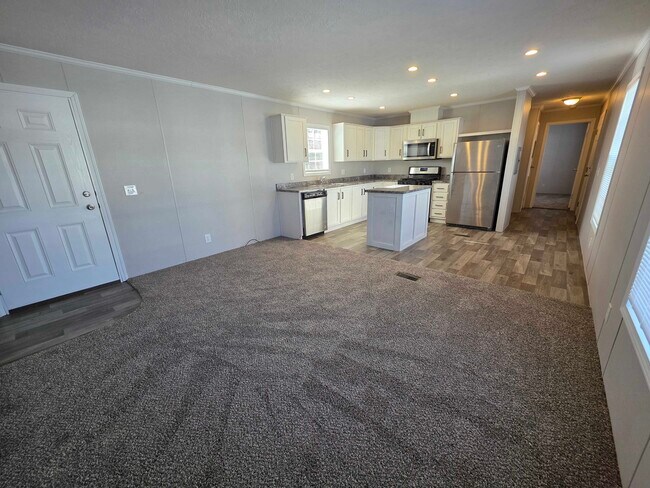 Photo - 3730 Birch St