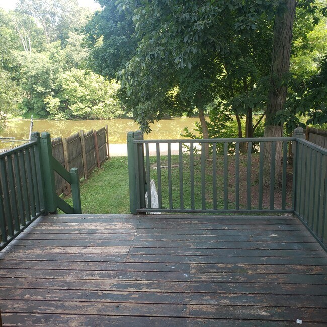 386 Conewago Dr Townhome For Rent in East Berlin, PA