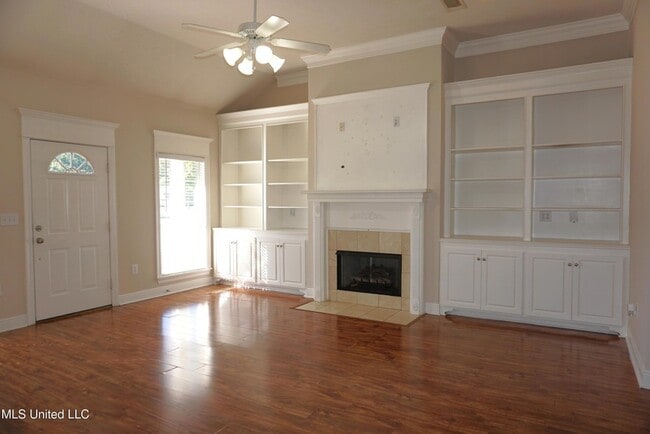 Photo - 426 Pecan Cir