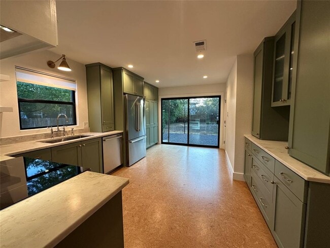 Photo - 4711 Fairview Dr