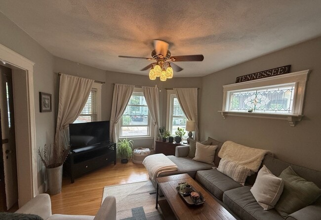 18 Benton Rd Unit 1