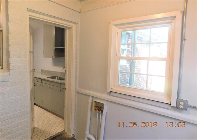 Photo - 932 Munsen Spring Dr