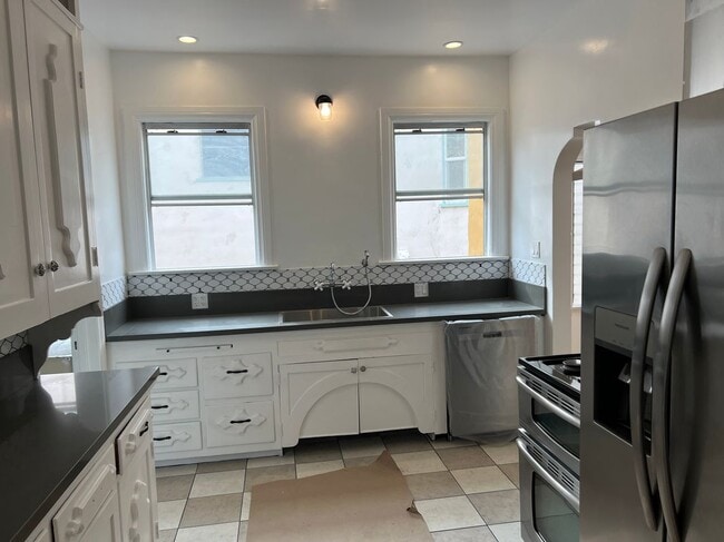 Photo - 926 S Curson Ave