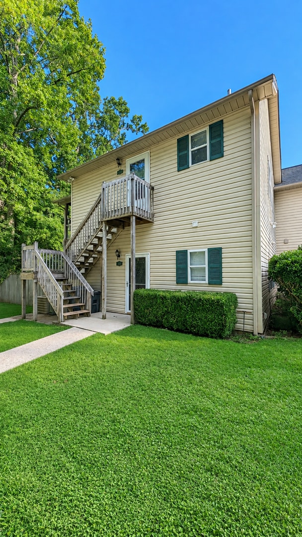 Building Photo - 118 S Park Ln
