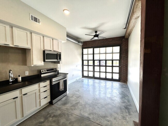 Photo - Hemlock Lofts