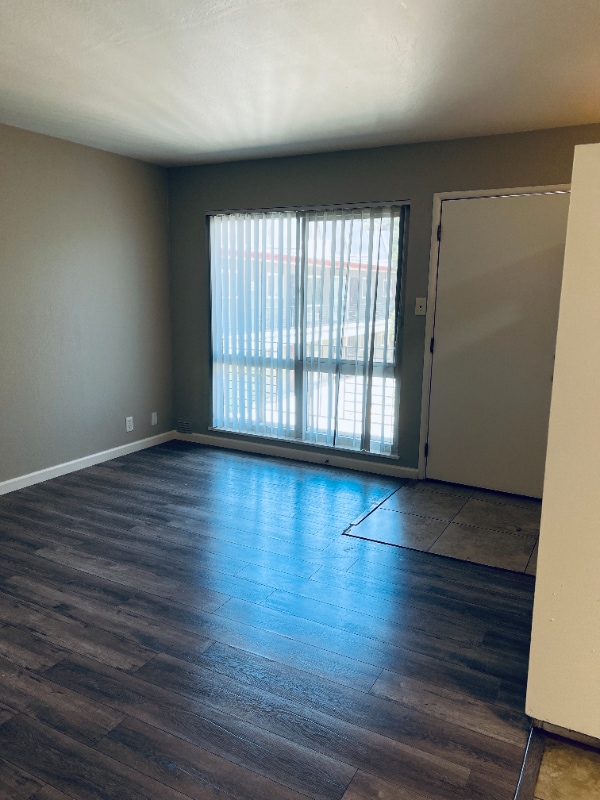Building Photo - 6638 MacArthur Blvd Rental