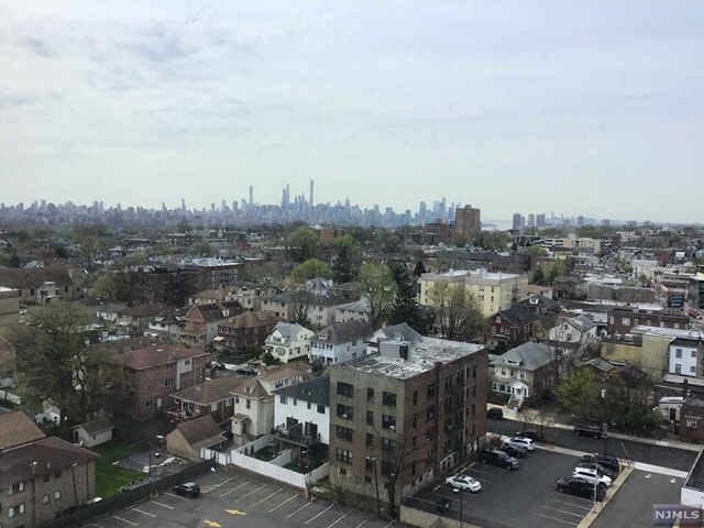 Photo - 770 Anderson Ave Unidad 14B