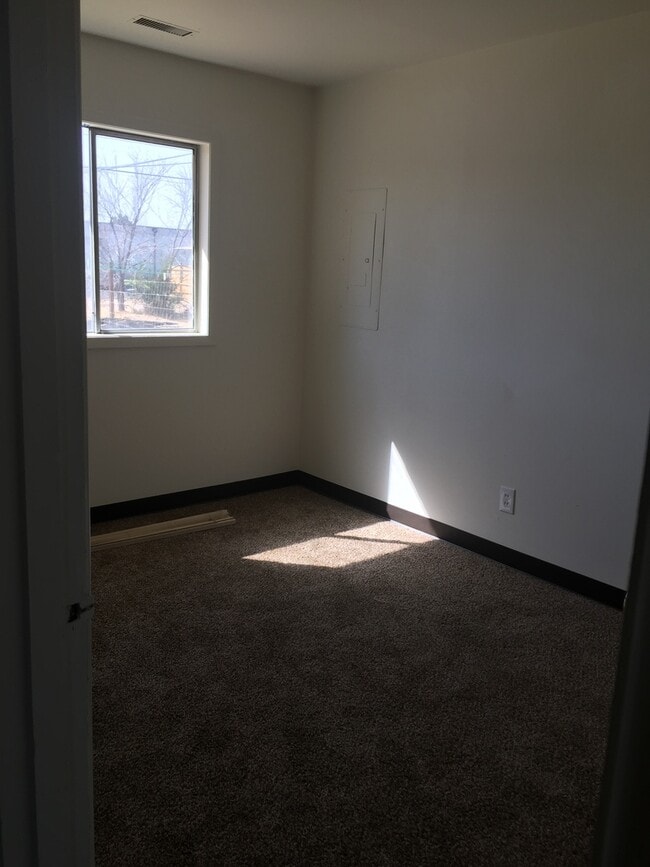 Photo - 2 bedroom 1 bath with 1 car garage