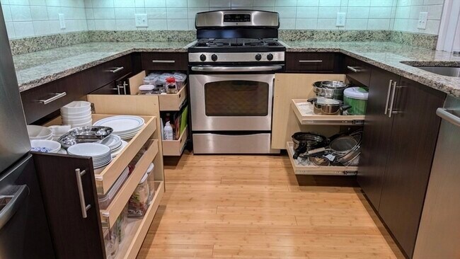 Photo - 2009 Symmes Cir