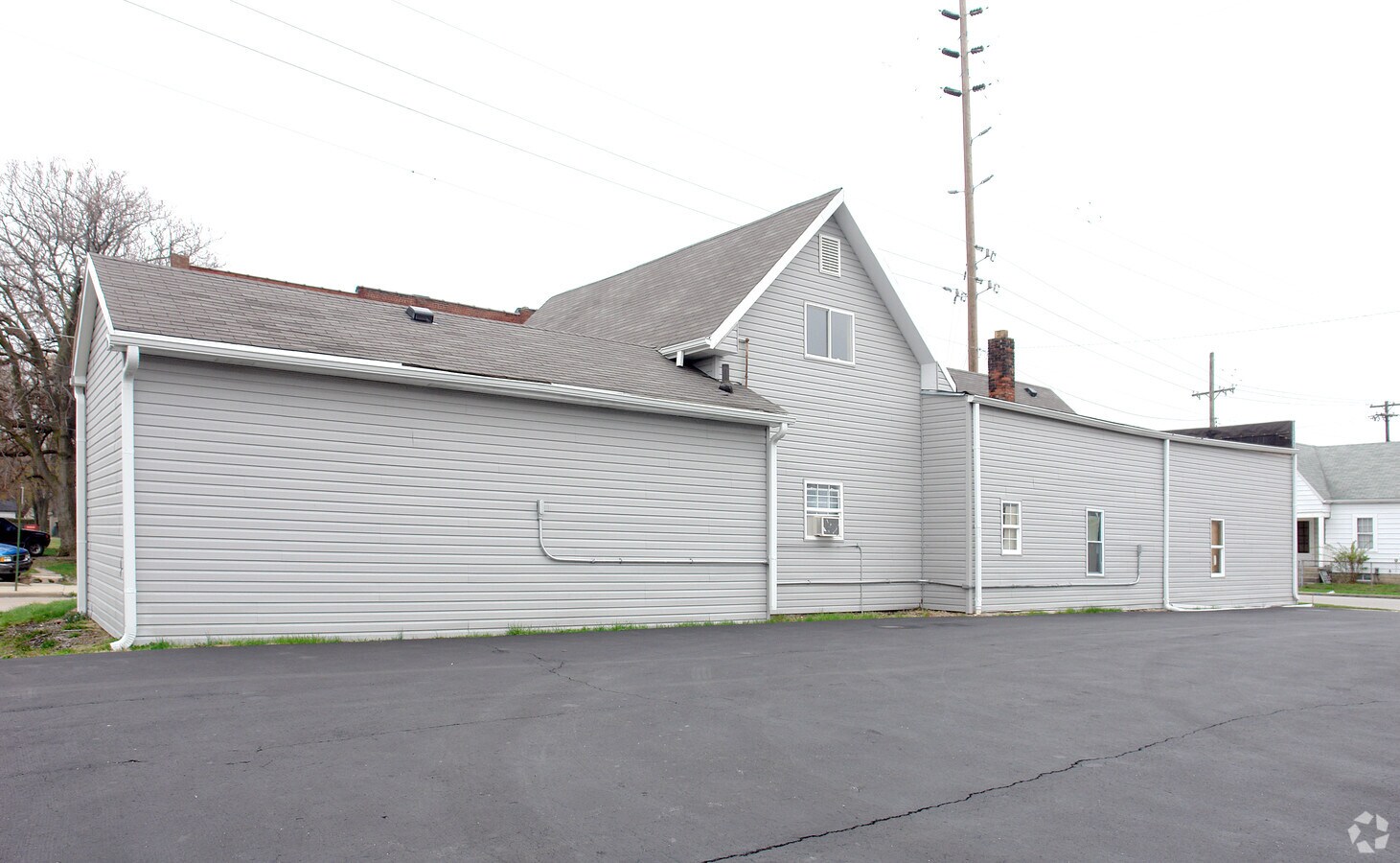 Photo - 1363 Blaine Ave