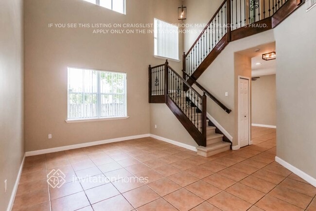 Photo - 11043 NW 48th Ln