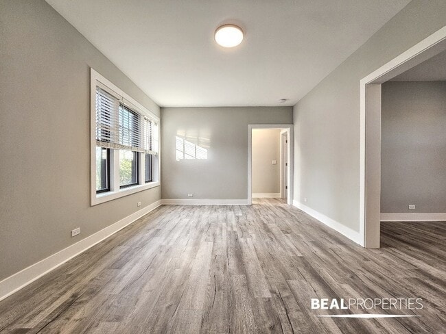 Building Photo - 373 Hazel Ave Unit 1 Rental