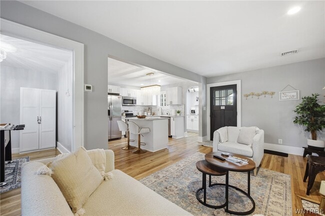 Photo - 528 Ward Rd
