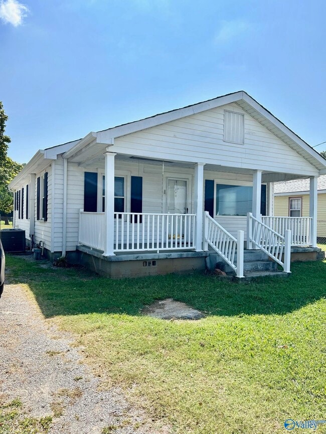 Building Photo - 4718 Meridian St N