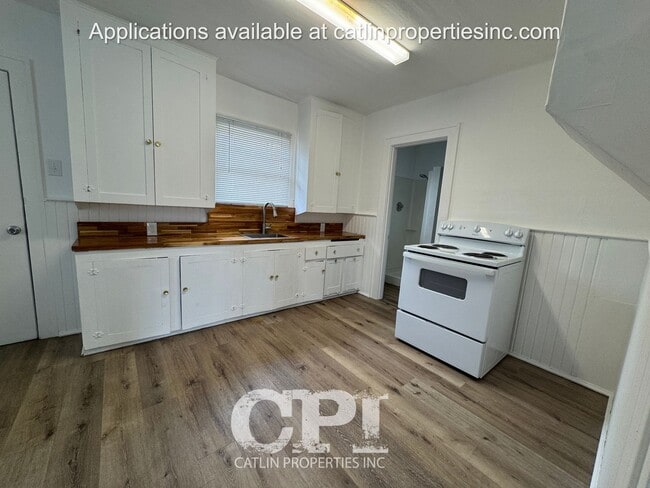 Photo - MOVE IN SPECIAL- $99 FIRST MONTH RENT!