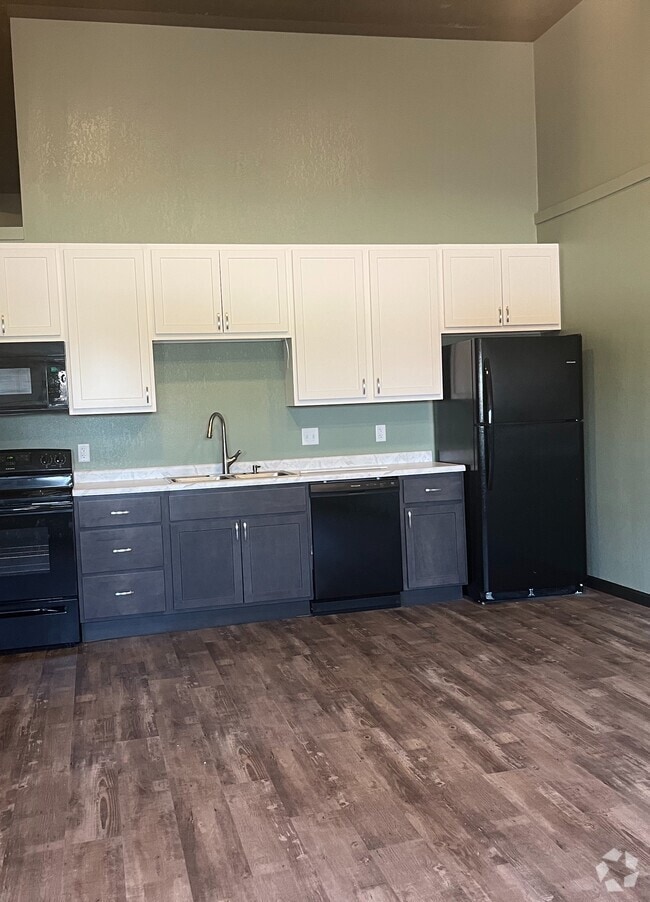 Building Photo - Van Buren Unit 2 Rental