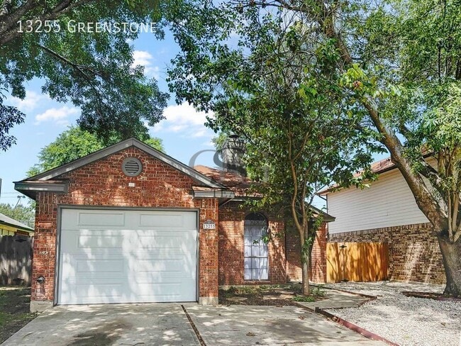 Building Photo - 13255 Greenstone-