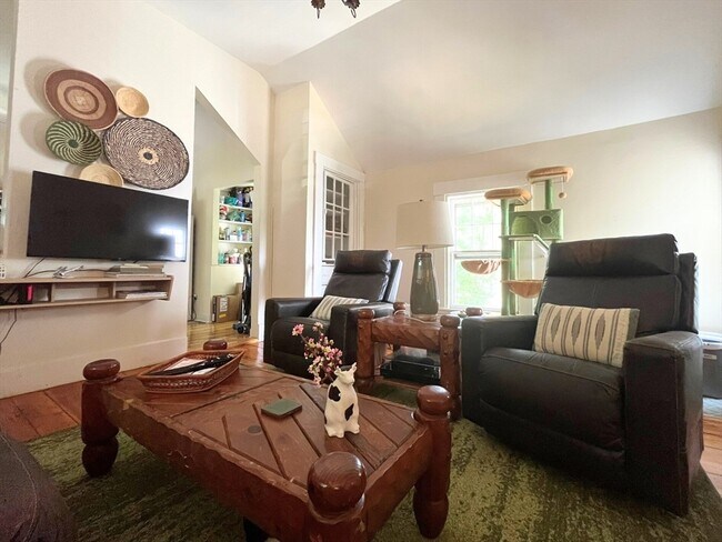 Photo - 269 Lamartine St Unit 2
