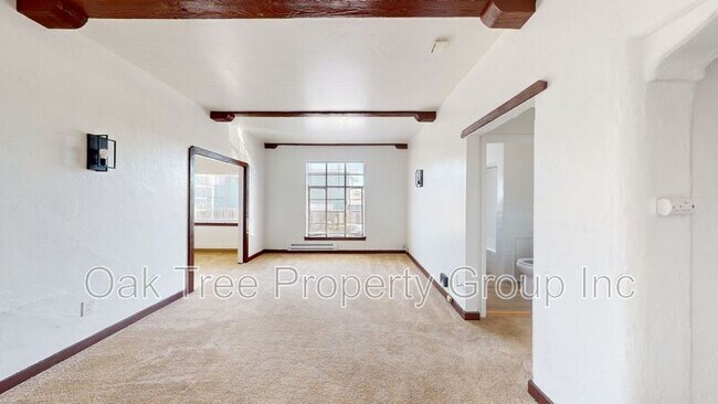 Photo - 2936 Schyler St