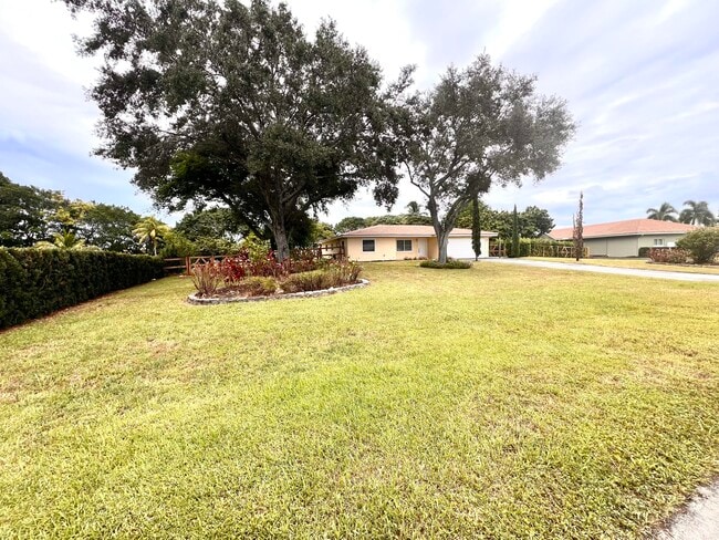 Building Photo - 9400 Listow Terrace Rental