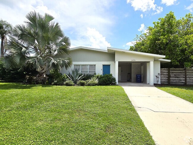 Building Photo - Fabulous 3 bed/ 2 bath Pool Home in South ...