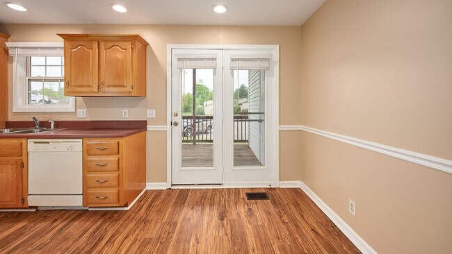 Photo - Now Showing: 2BR, 1 1/2BA condo