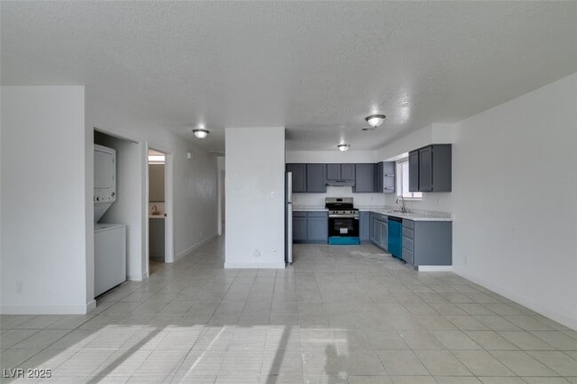 Photo - 6987 Mendon Ln