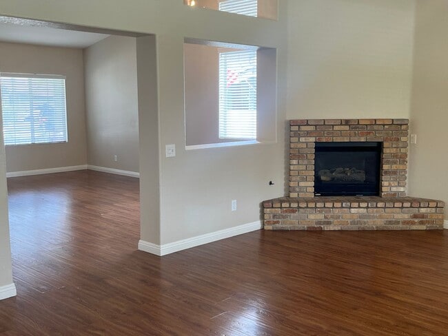 Photo - Murrieta 4 Bedroom