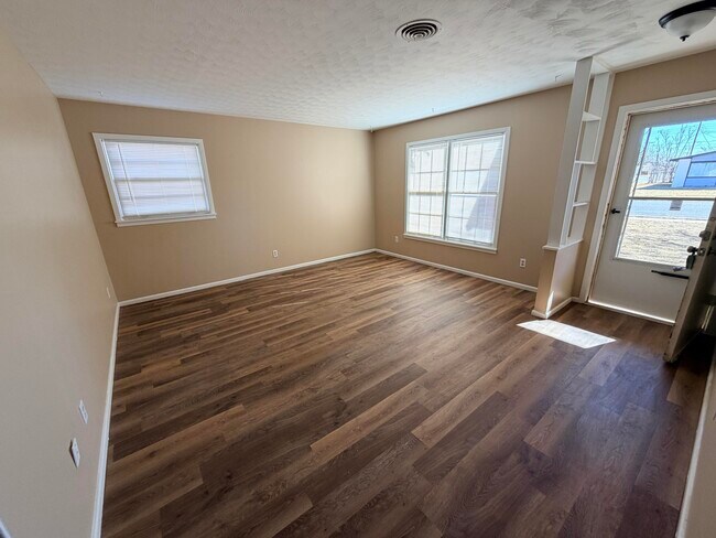 Photo - 5102 39th St