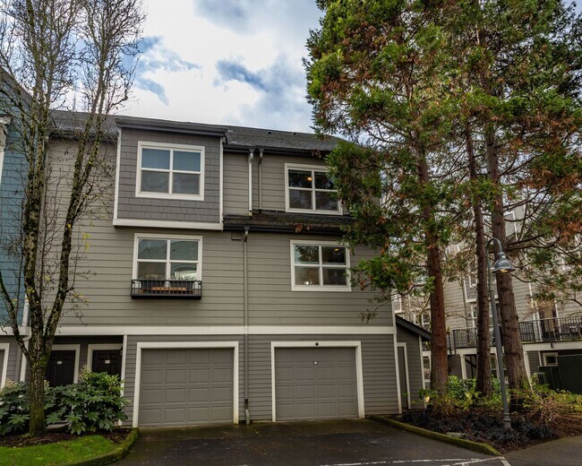 Photo - Townhome-Style Condo at Columbia Shores - 3 Bedroom