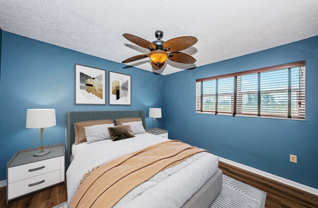 Photo - 4050 4th St N Unidad French Quarter N  306