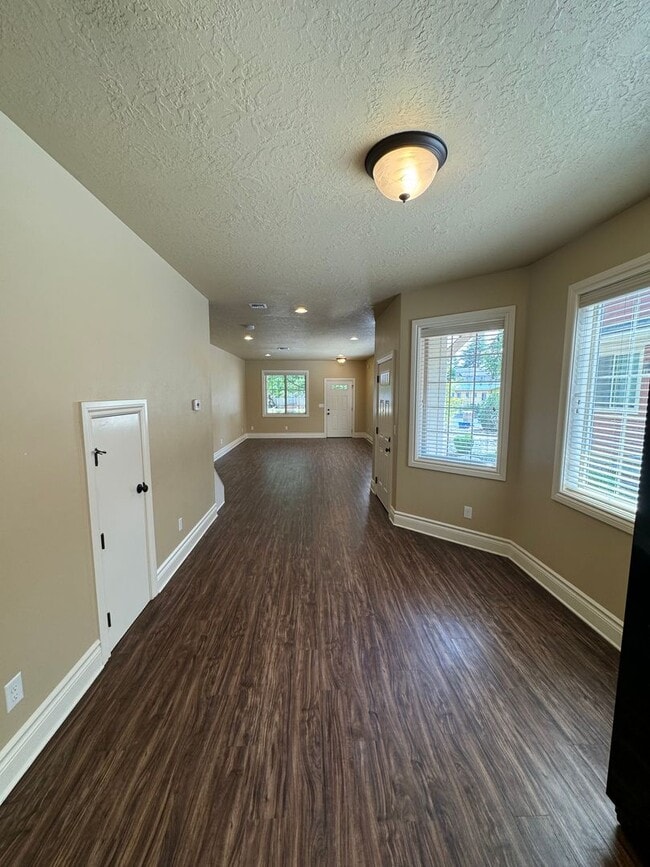 Photo - 410 SW 9th St Unidad A