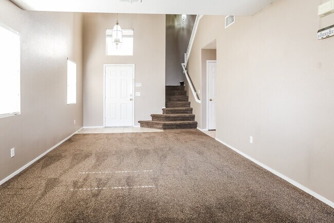 Photo - 8928 Square Knot Ave