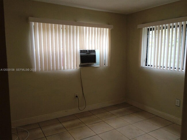 Photo - 2441 NW 13th St Unit 77