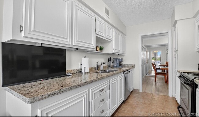 Photo - 3400 N Ocean Dr Unit 405