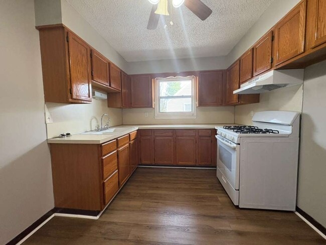 Photo - 281 Augur St Unit 2R