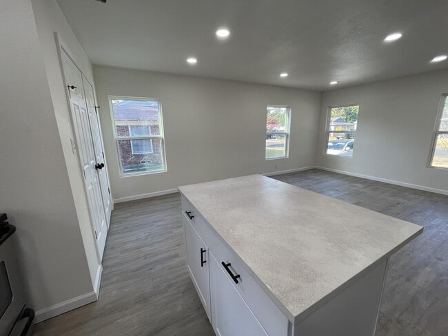 Photo - 10317 Andover Dr