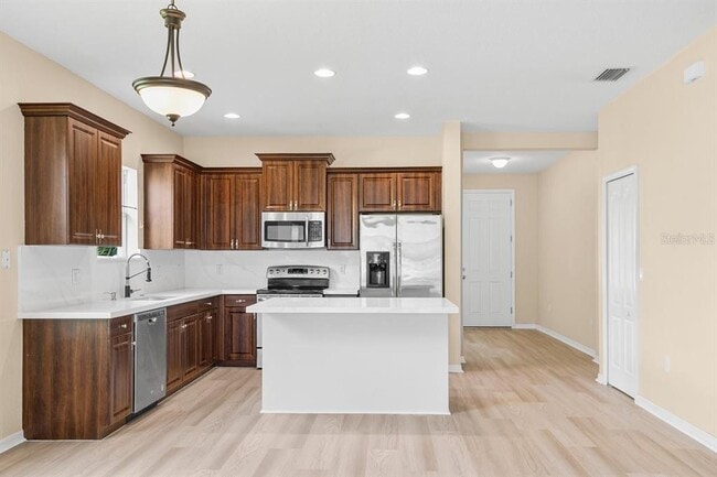 Photo - 11790 Fennemore Way