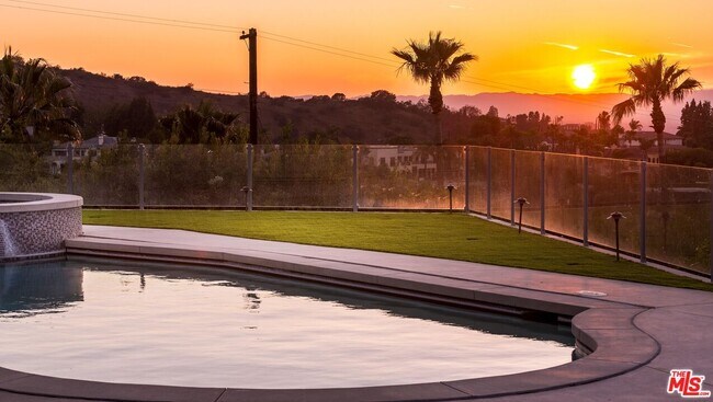 Photo - 3624 Glenridge Dr