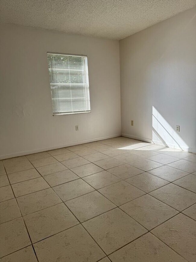 Photo - 3020 Allred Dr - Apt B Unit B