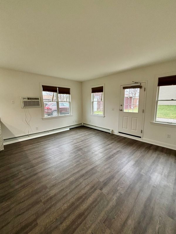 Photo - 476 Terrace Blvd