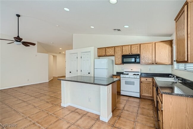 Photo - 5716 Blizzard Breeze St