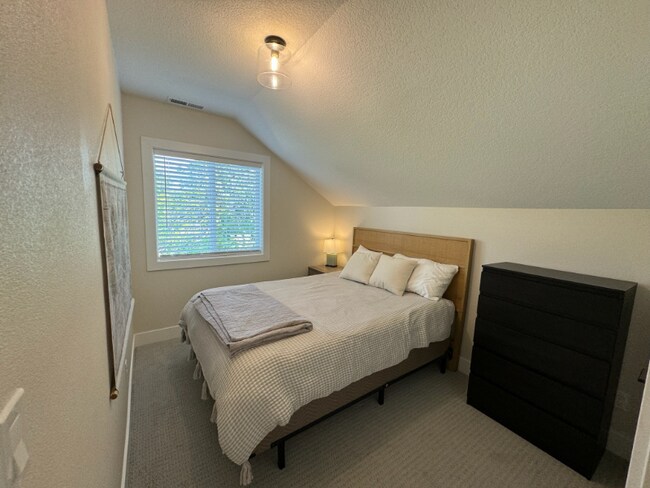 Photo - 514 SE 42nd Ave