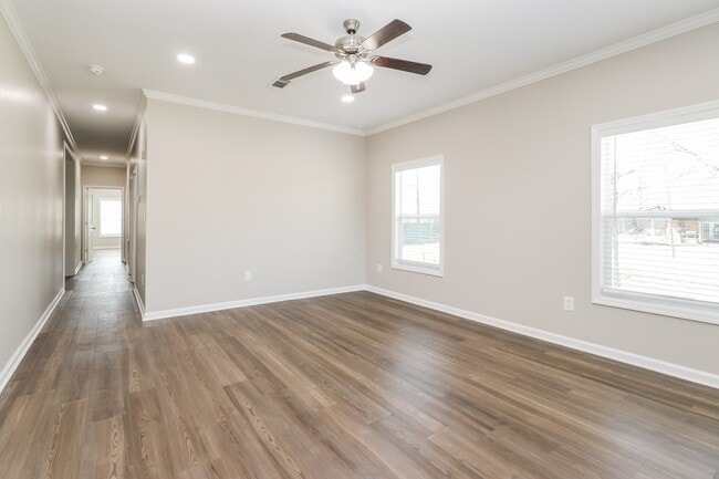 Photo - 8516 Kellett St