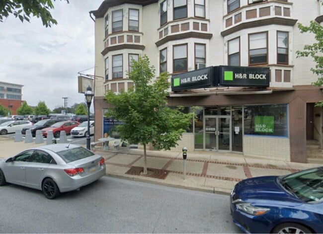 Building Photo - 59-65 E Broad St